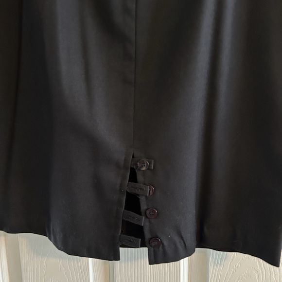 Black Skirt - Picture 3 of 5